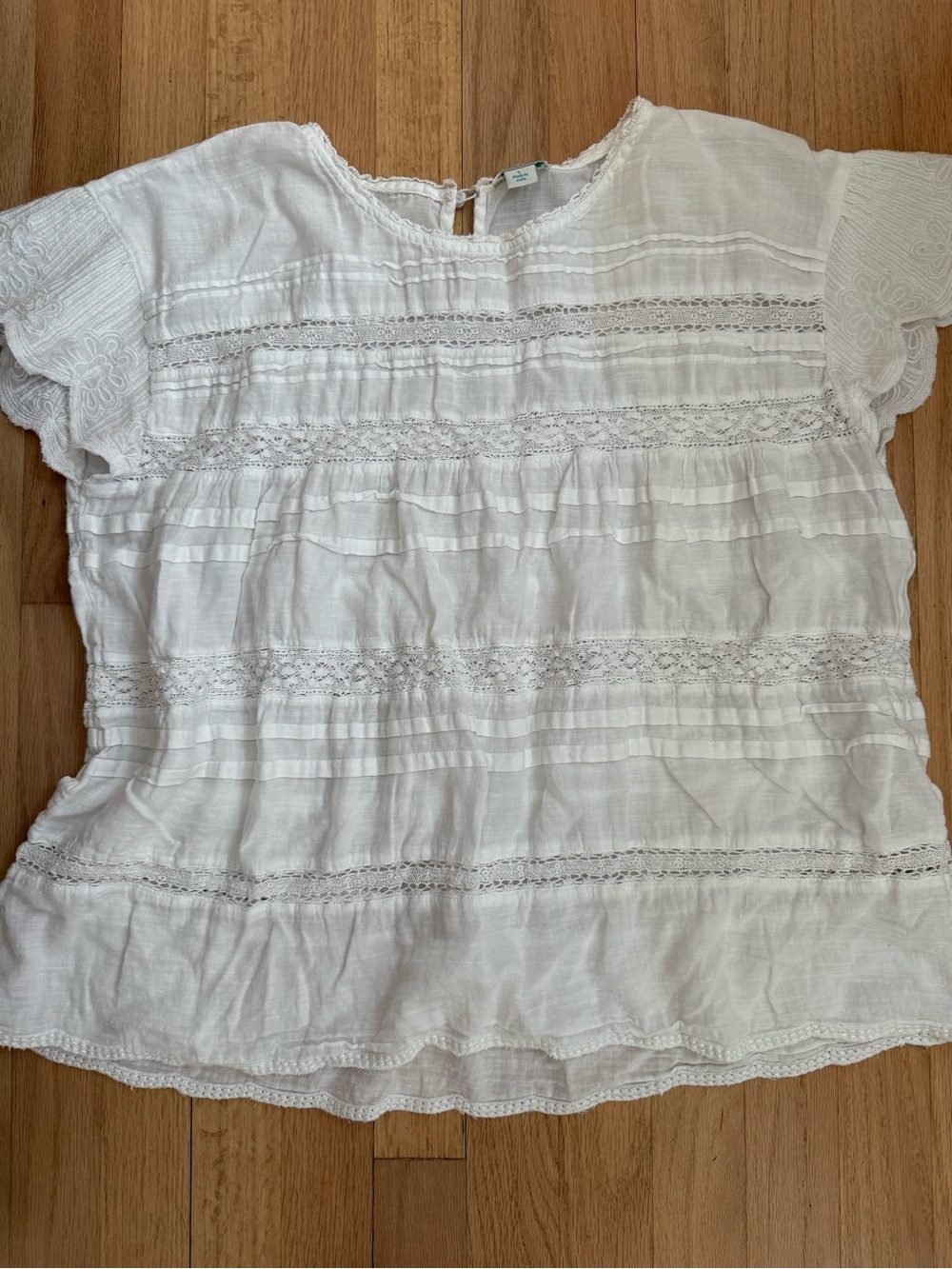 Sundance Large White 100% Cotton Short Sleeve Blouse w/ Lace Details